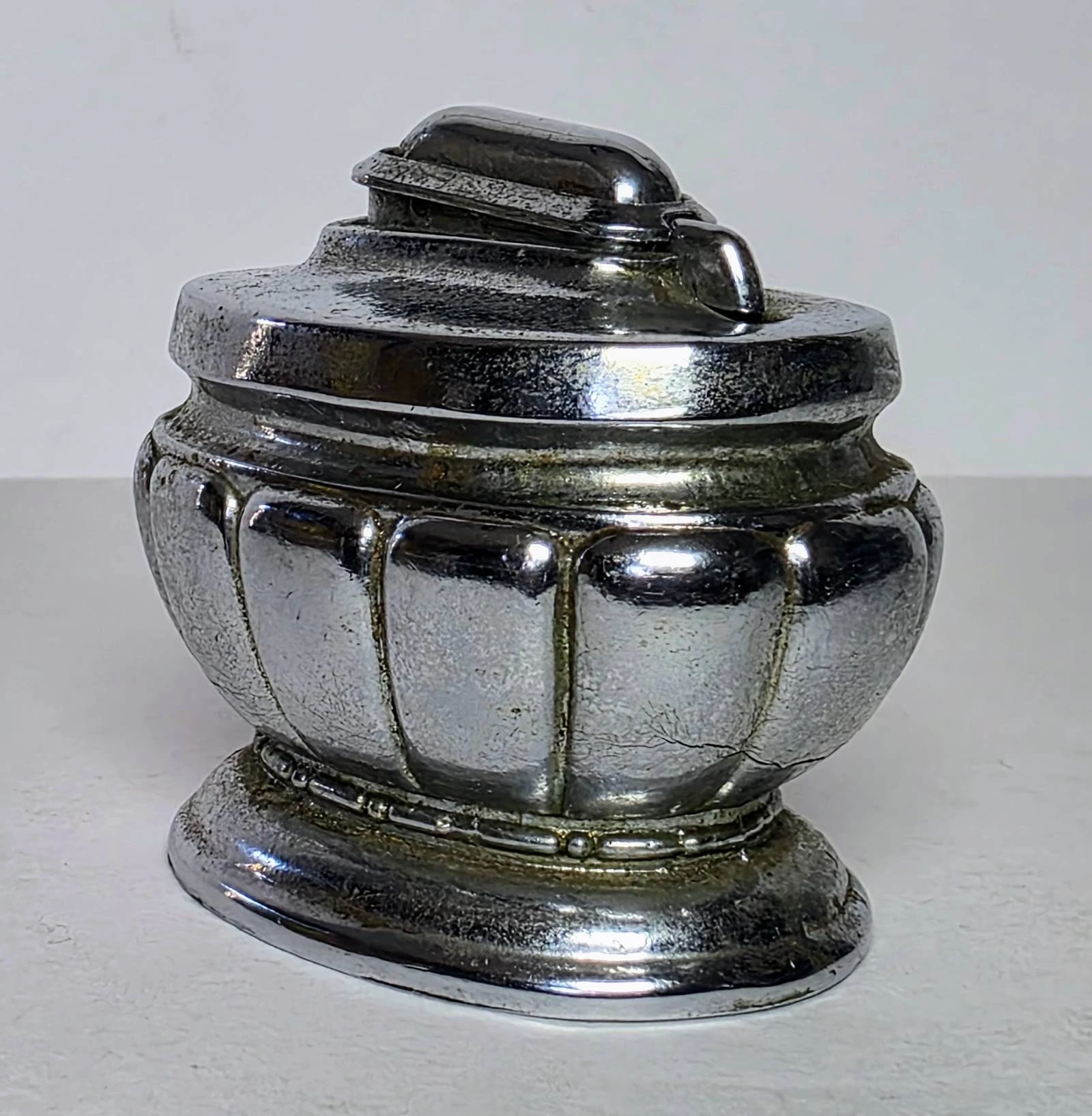 Vintage Negbaur Art Deco Tabletop Lighter