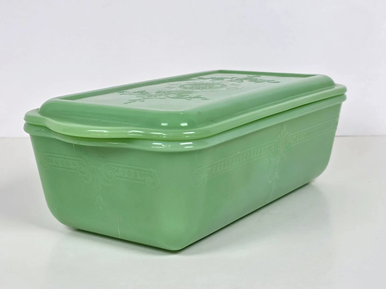 Vintage Anchor Hocking Philbe Jadeite Refrigerator Dish with Lid